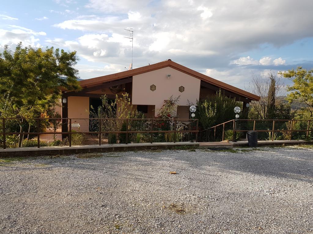 Agriturismo Collelungo Di Maremma Diaccialone Bagian luar foto